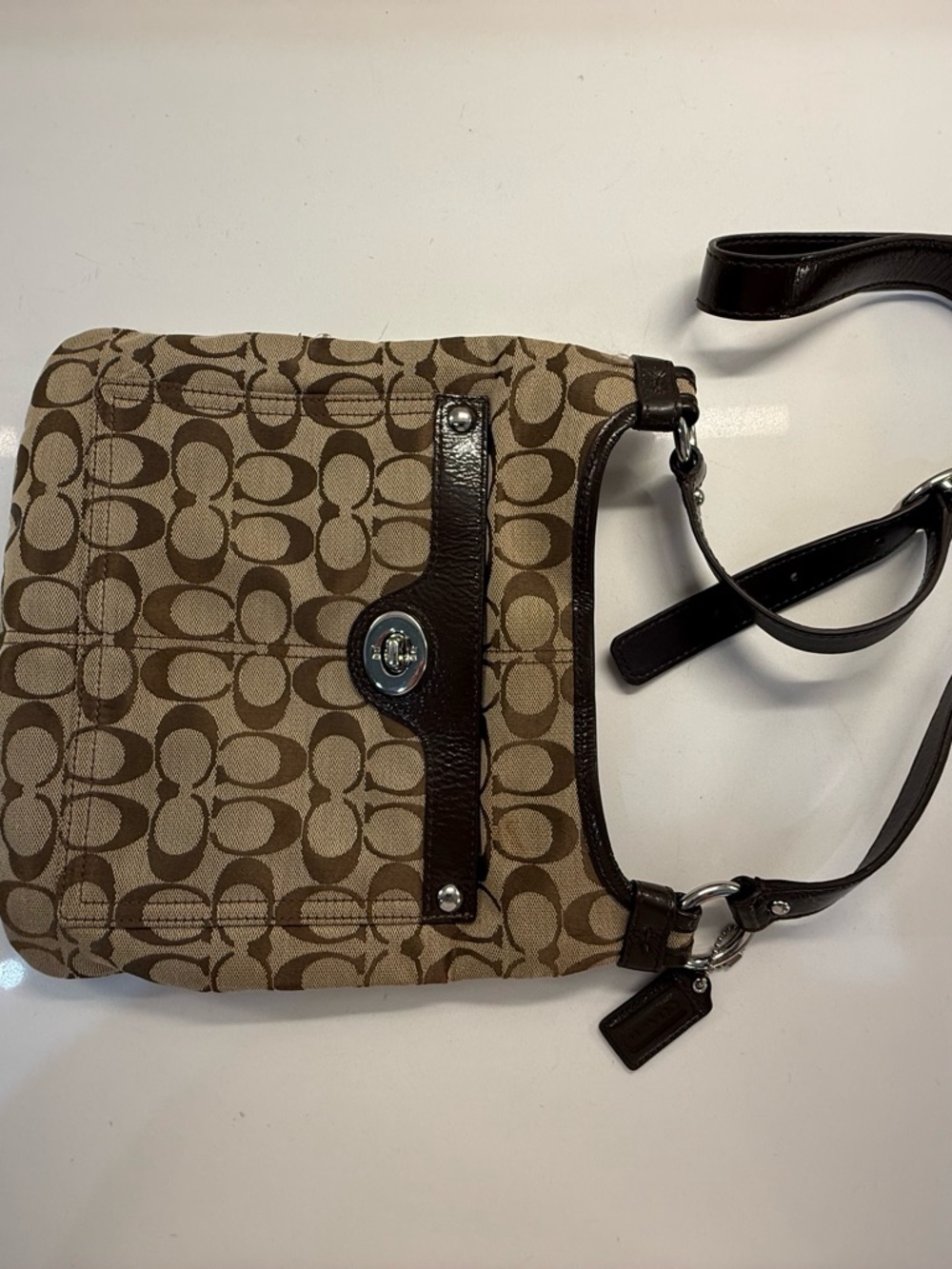 Coach Signature vintage Canvas Shoulder Bag in Tan and Dark Brown - Picture 3 of 6